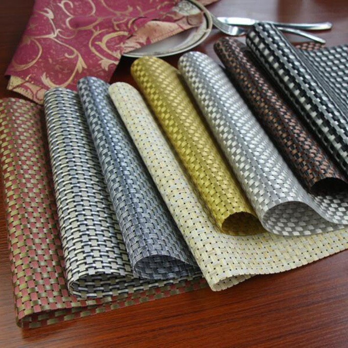 厂家供应特斯林网眼布  PVC塑胶网布 沙滩网布