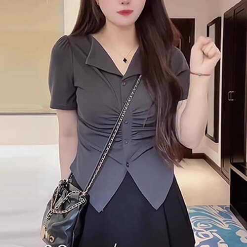 Large size sweet and cool hot girl slim shirt for women, summer fat and slimming design, niche fashion short-sleeved shirt