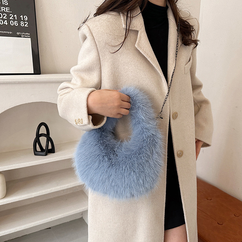 elegant demi-season handheld shoulder bag on chain