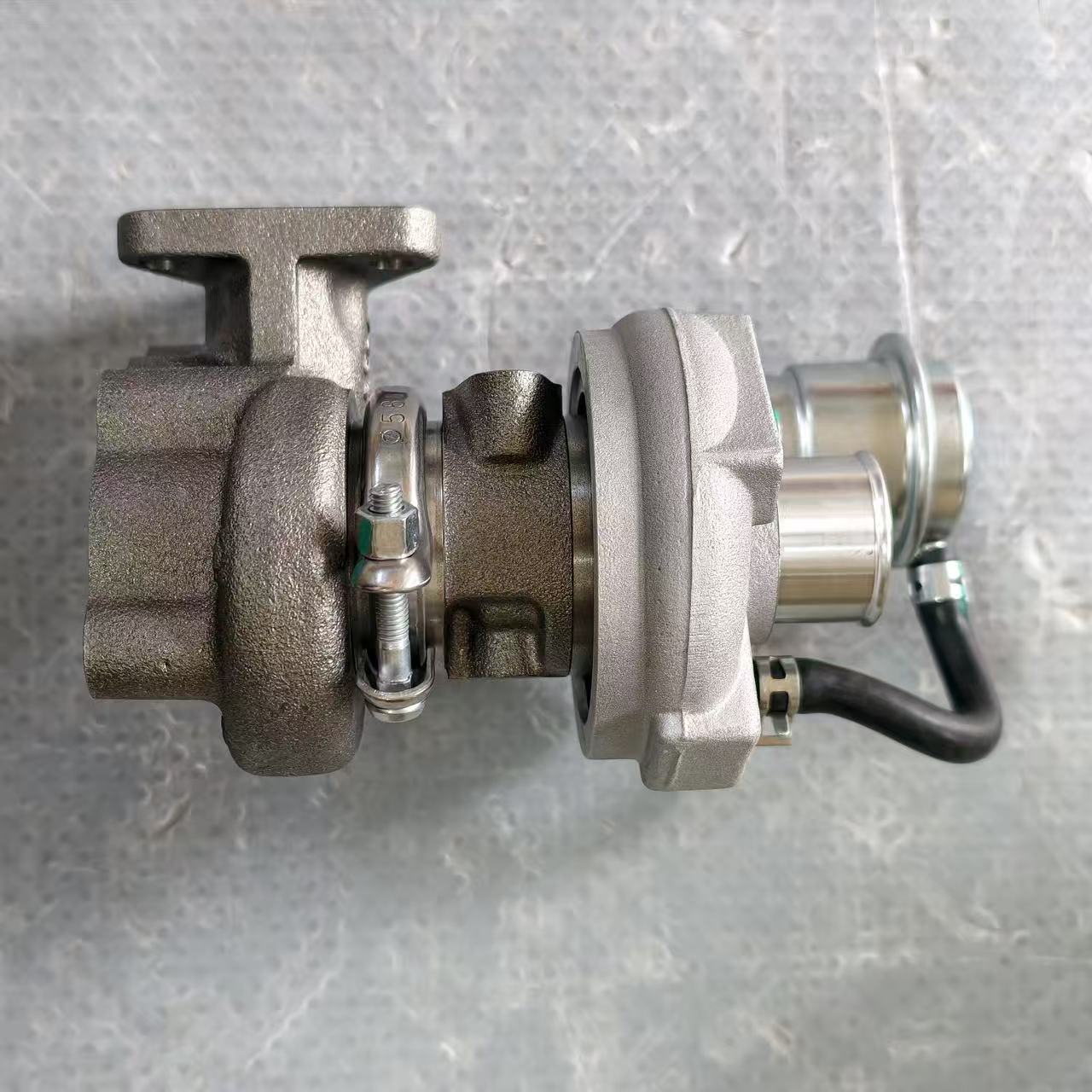 Kubota Turbocharger 1E038-170121E038-170161G643-1701549173-03410