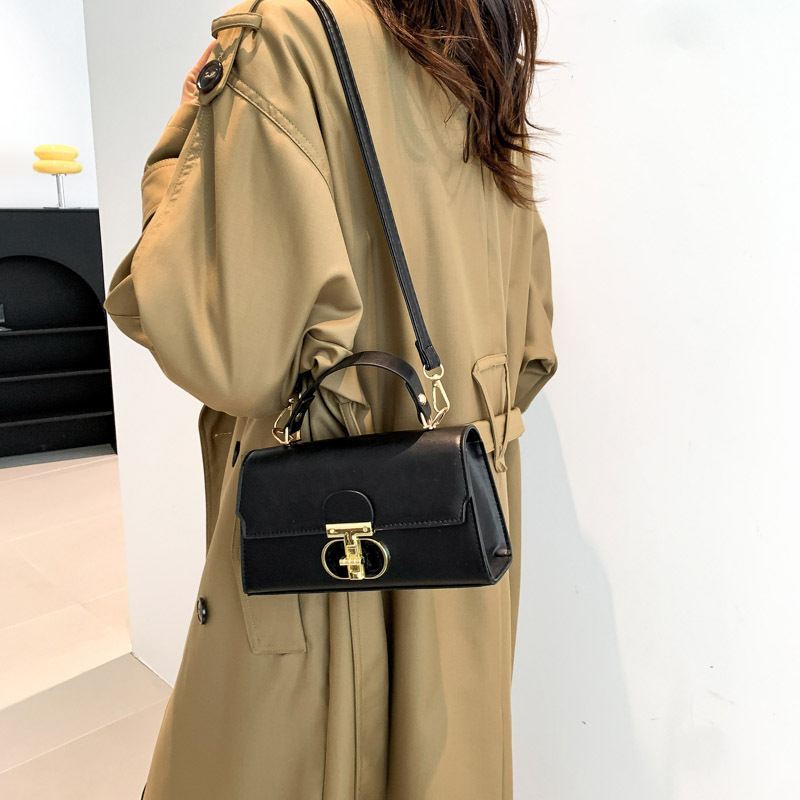 2024 primavera nueva bolsa de moda PU hombro bolso pequeño bolso cuadrado bolso de mujer retro bolso de textura extranjera