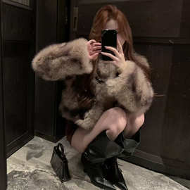 琥珀沙棕复古小众皮草外套女短款冬高级感气质名媛仿狐狸毛毛上衣