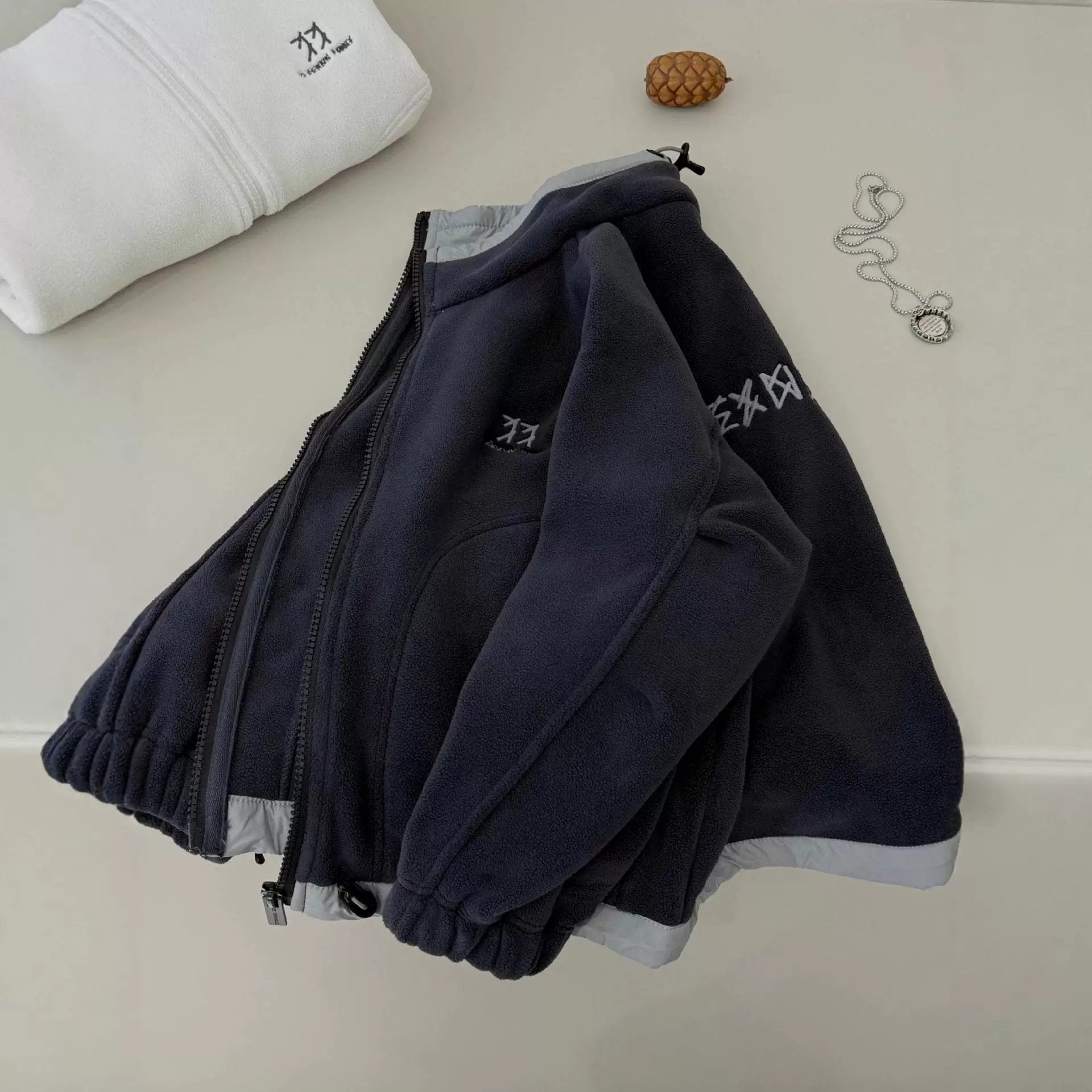 儿童双面奥粒绒立领外套秋冬新款2025年男童保暖夹克摇粒绒棉服潮