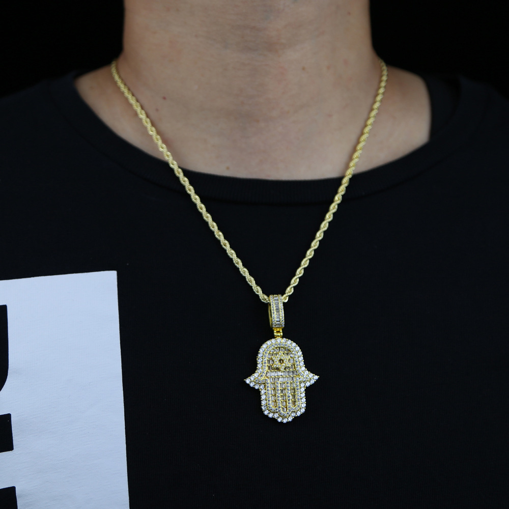 Hip-hop Palm Star Copper Inlay Zircon Men's Pendant Necklace display picture 1