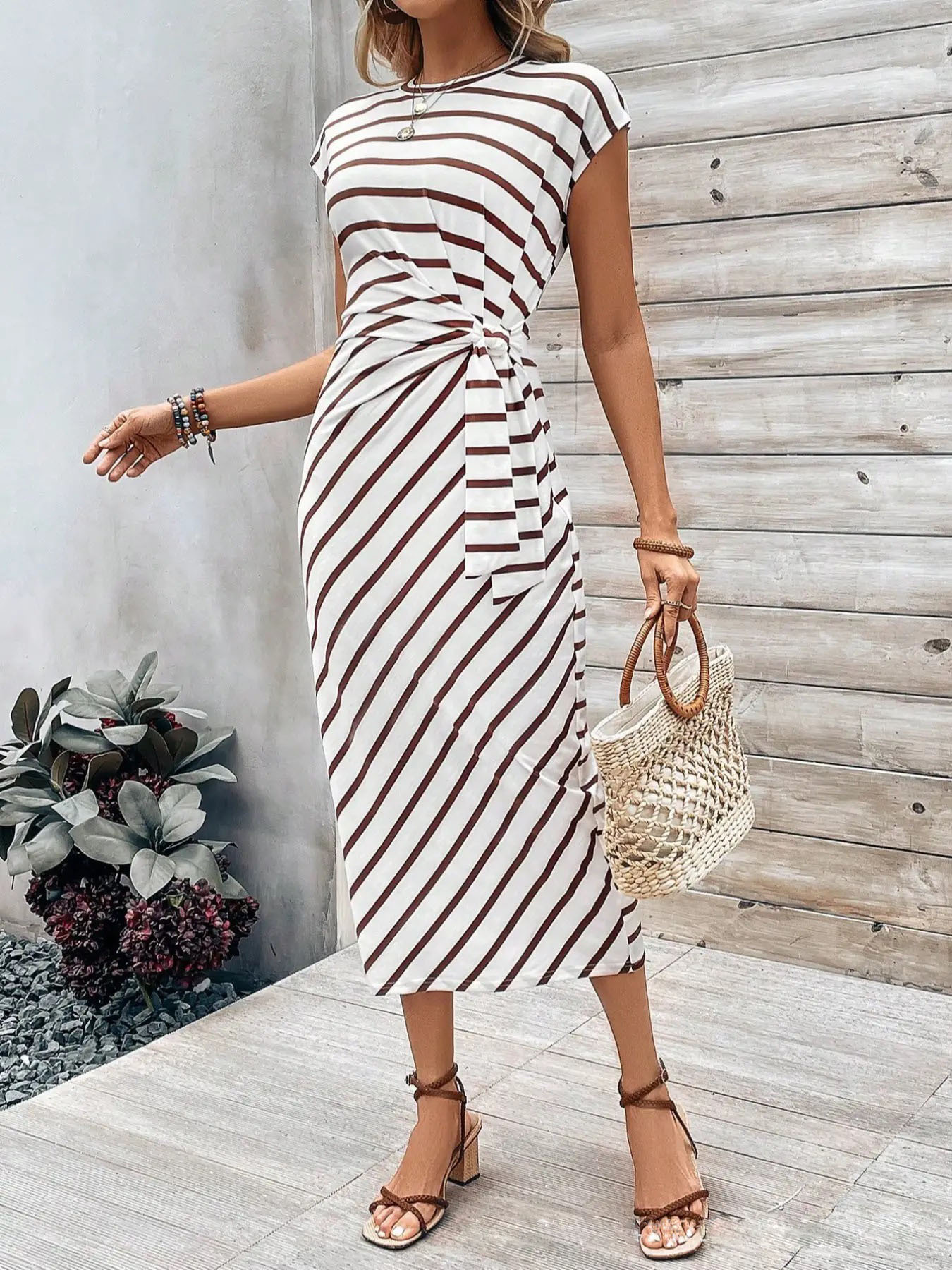 Women's Long Dress With Waist Tie Round Neck Short Sleeved High End Sophisticated Summer Dress_ecoleips.com