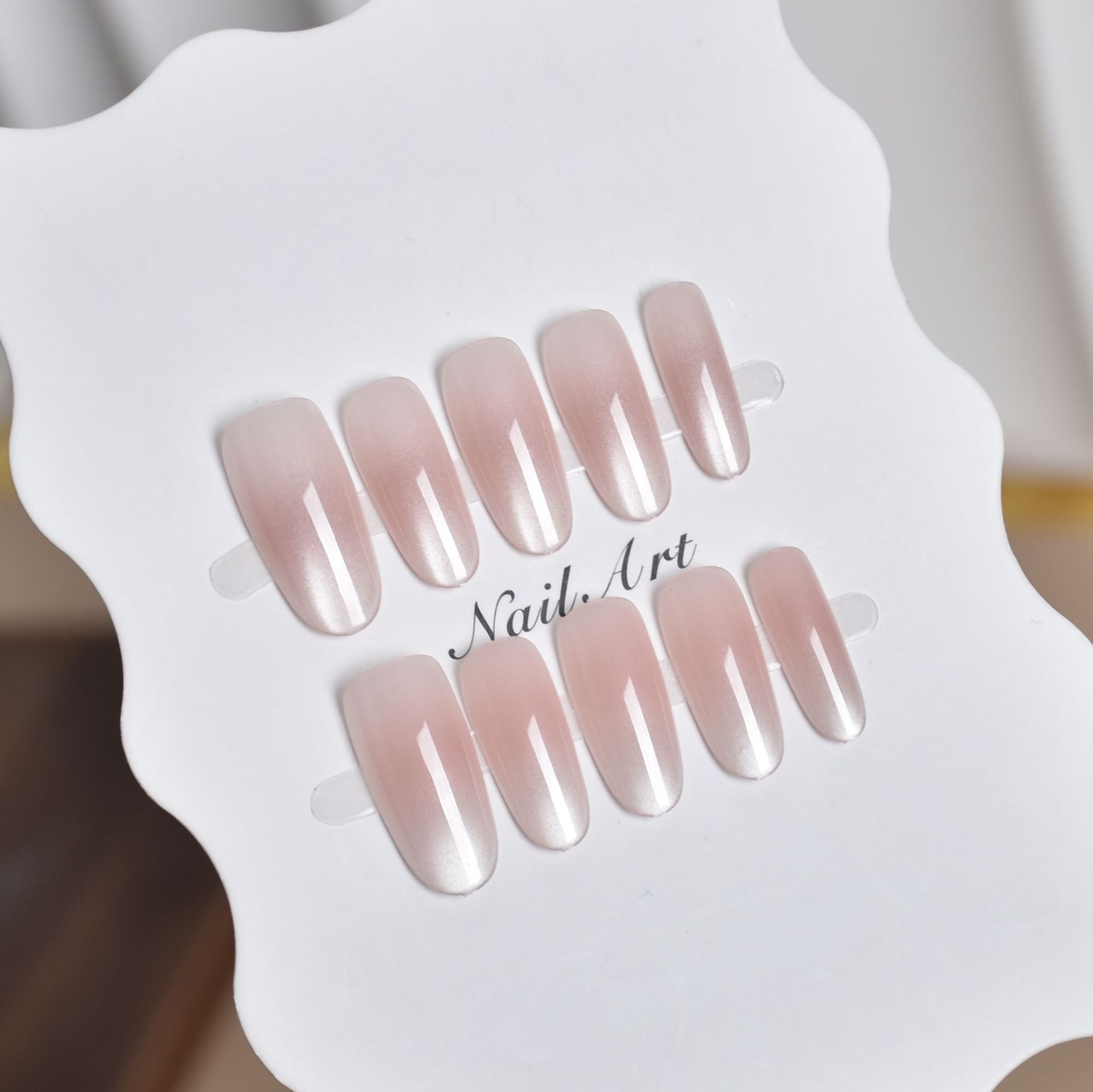 Luna blanca pura para el ojo de gato usar parche de uñas, producto terminado parche de uñas falsas, elíptico prefabricado en parche de uñas grueso