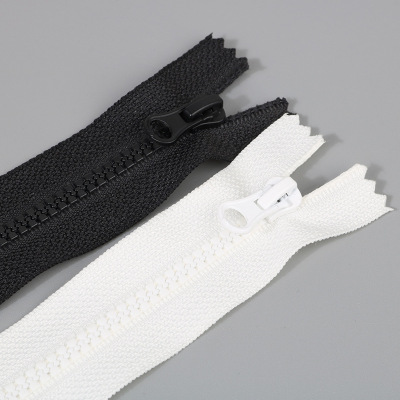 No. 3 resin zipper ordinary Self locking white 20cm Zip fastener clothing Luggage and luggage pocket Pull chain wholesale