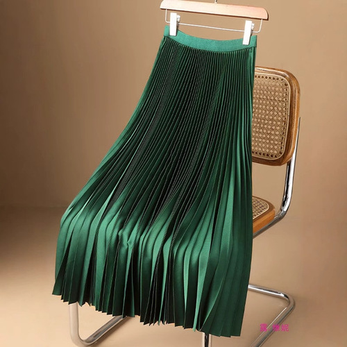 Solid Color Satin Pleated Dress with Large Size Loose Fit, Versatile Skirt in Green, White, Silver, Black, and Champagne, Southeast Asian Style
