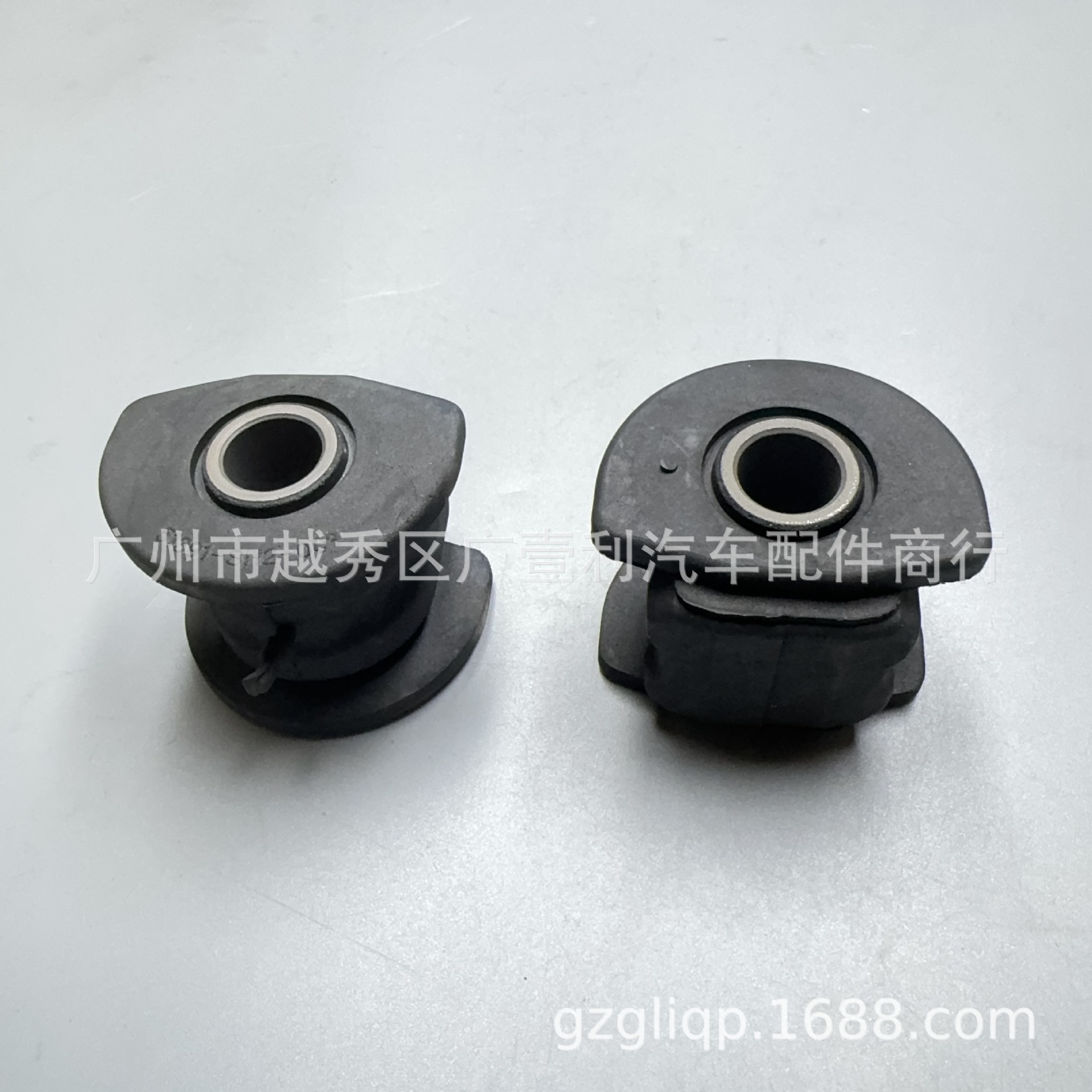 Applicable to 51391-S2H-A01 51391-S2H-003 51391-S2H-013 HRV lower suspension rubber sleeve