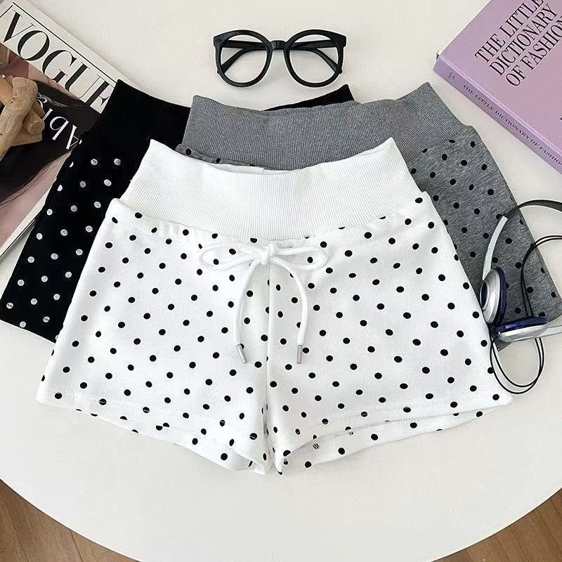 American-style polka dot sports shorts for women, summer drawstring shorts, stylish polka dot casual pants, hip-hugging pants for trendy girls American-style polka dot sports shorts for women, summer drawstring shorts, stylish polka dot casual pants, hip-hugging pants for trendy girls