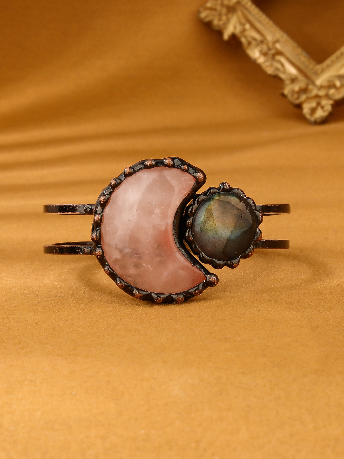 48g Weight Copper Pendant Material Natural Stone, Crystal Inlay Material Bangle Classification Copper Chain Material 1 Piece Quantity Daily Occasion Copper Material Round, Moon Pattern All Seasons Season Women's Gender Handmade, Inlay Design Retro Style Wholesale Jewelry Retro Round Moon Copper Natural Stone Crystal Handmade Inlay Bangle 5