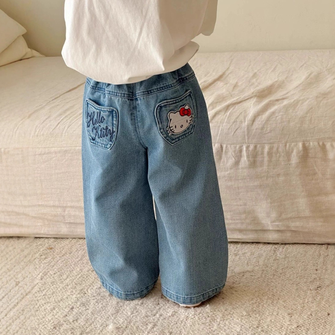 Nuevos pantalones de primavera y otoño de chicas dulces jeans de estilo extranjero pantalones casuales suaves para niños pantalones largos de primavera para bebés image 3