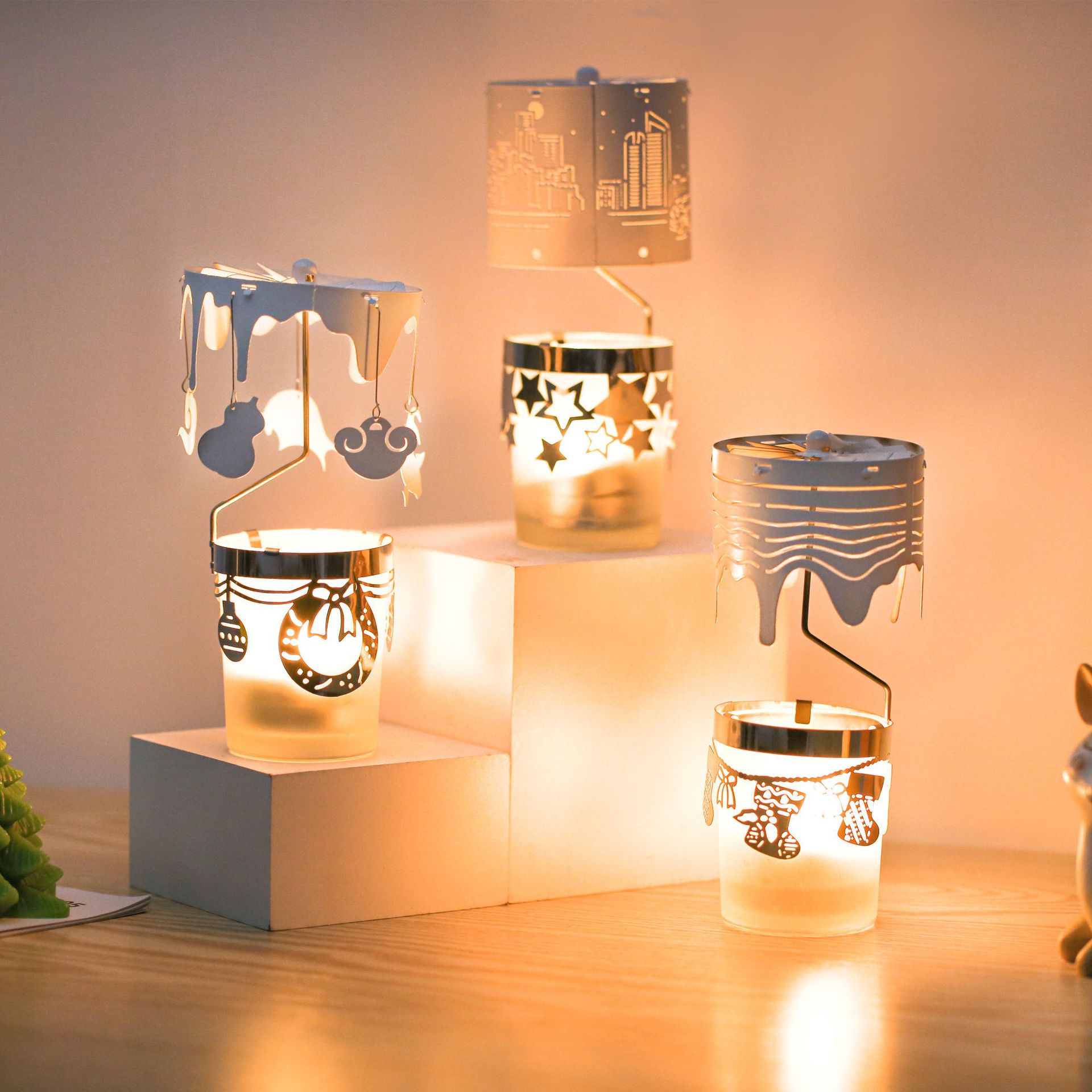 FUENTE Fábrica creativa Amazon cielo estrellado molino de viento vidrio flujo aire caliente romántico aromaterapia giratoria candelabro linterna