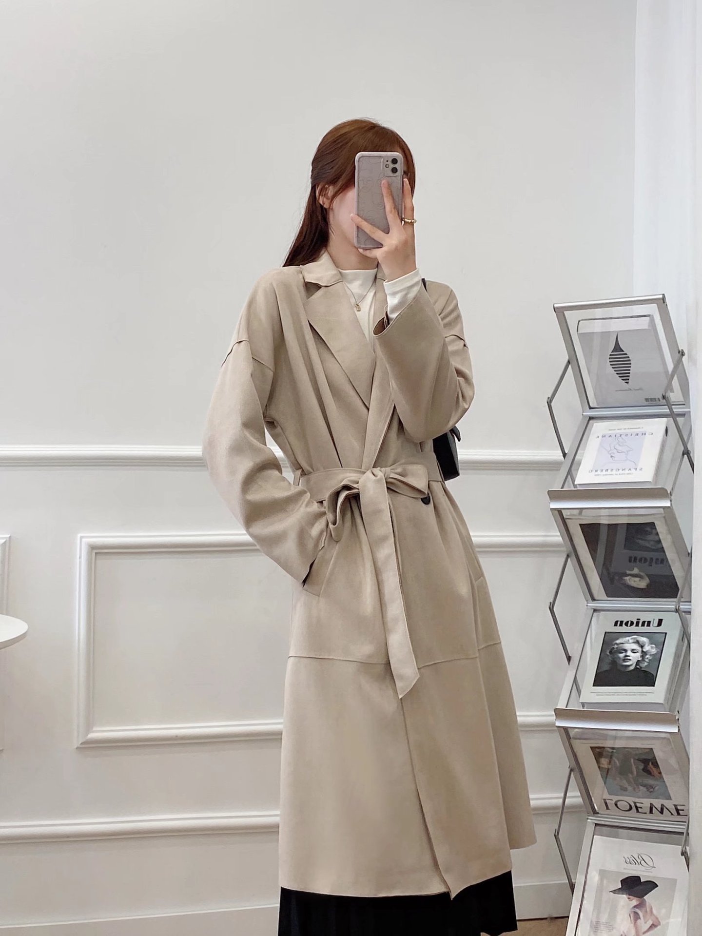 autumn lapel with belt overcoat nihaostyles wholesale clothing NSAM82872