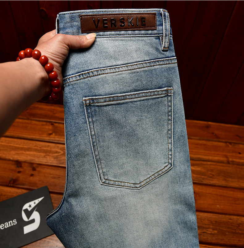 Jeans uomo slim fit gamba dritta stretch con strass alla moda_voghion.com
