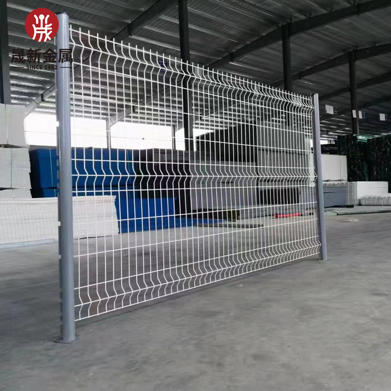 防爬护栏单向折弯隔离围栏学校围墙隔离护栏大量现货