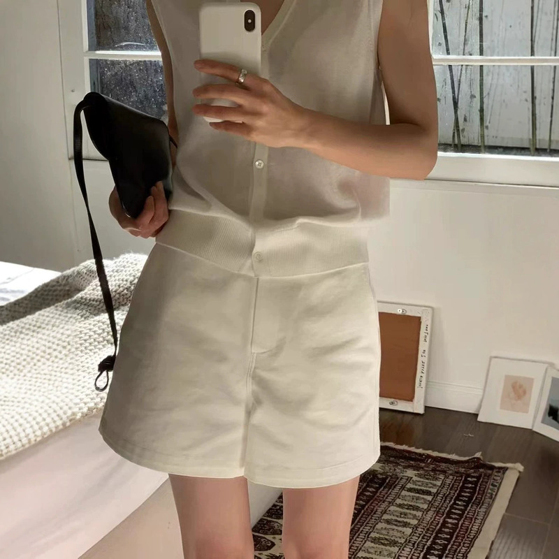 No returns H2025 Summer New Korean Version OU*CE Simple and Elegant Solid Color Slimming High-Waisted Straight Shorts Hot Pants for Women No returns H2025 Summer New Korean Version OU*CE Simple and Elegant Solid Color Slimming High-Waisted Straight Shorts Hot Pants for Women