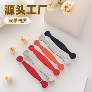 Source manufacturers in stock gift box PU leather handle Dragon Boat Festival packaging box leather handle bag with speaker handle