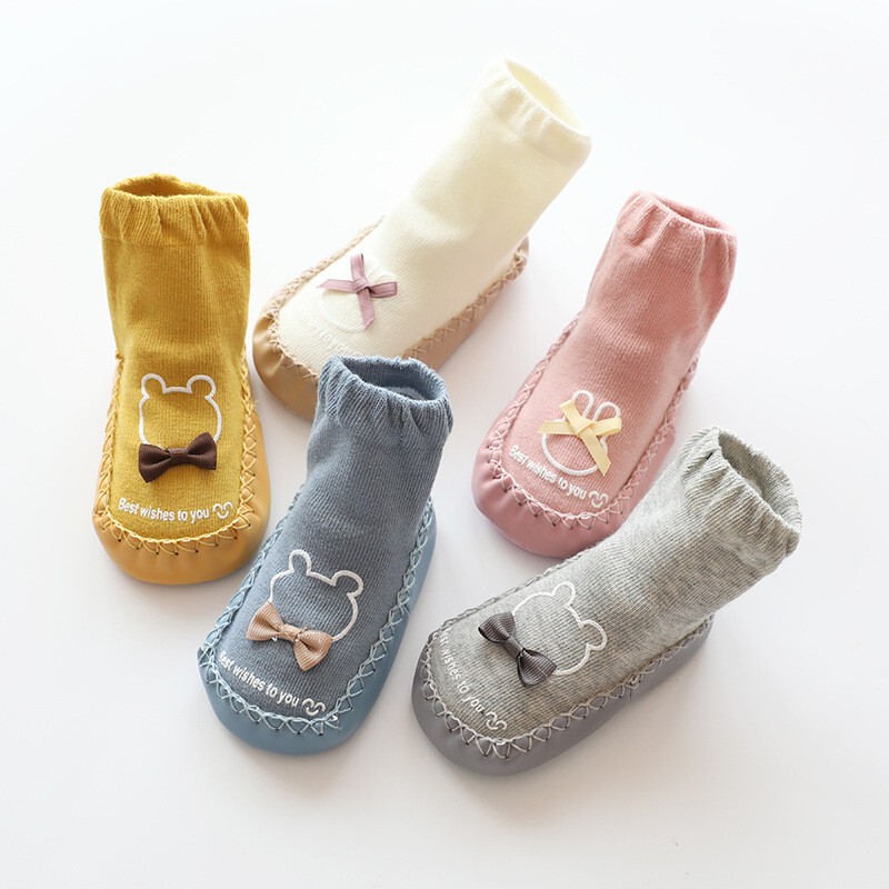 Spring and Autumn New Baby Floor Socks Bow Cartoon Baby Toddler Shoes Socks Early Education Soft Sole Non-slip Children's Socks Spring and Autumn New Baby Floor Socks Bow Cartoon Baby Toddler Shoes Socks Early Education Soft Sole Non-slip Children's Socks