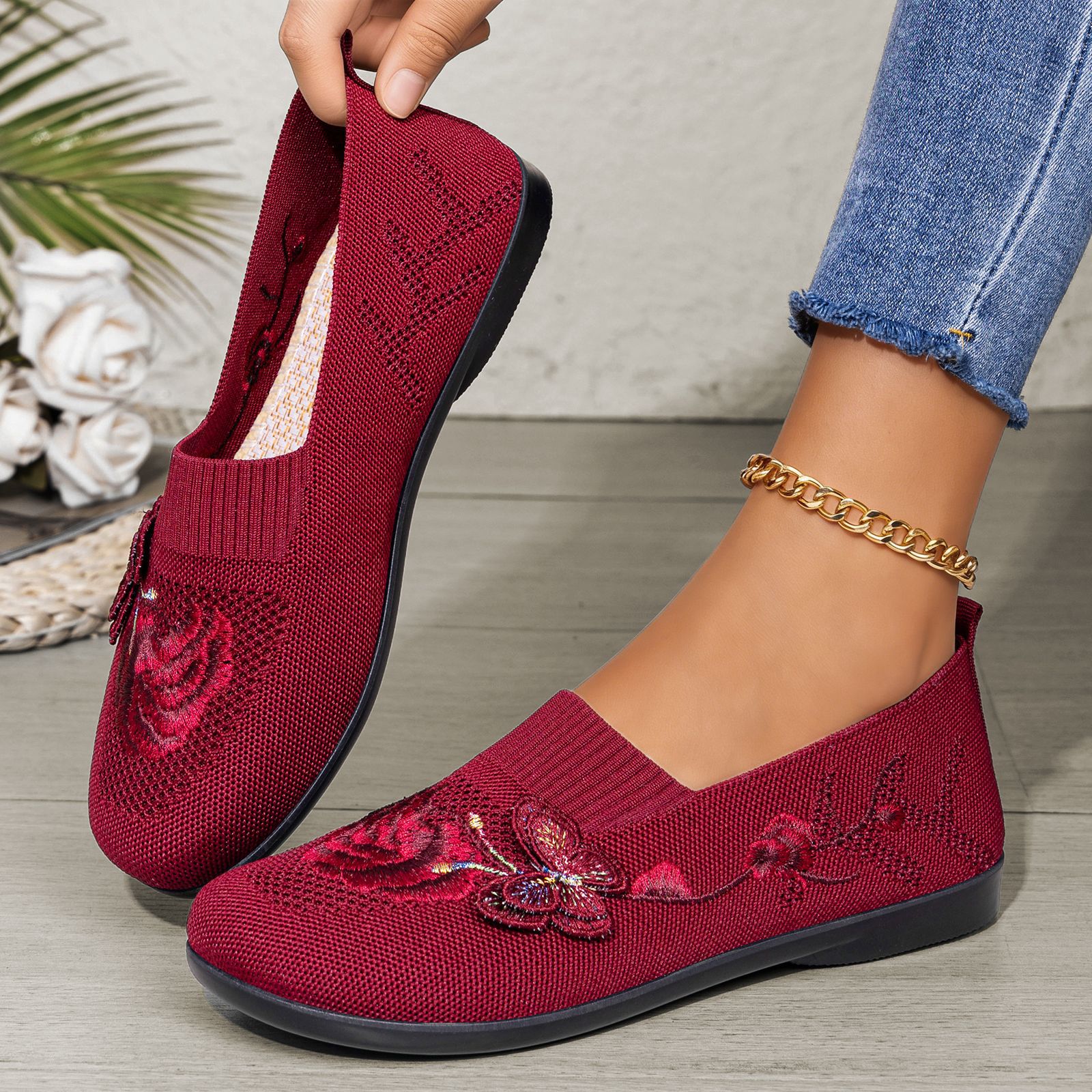 Viejos zapatos de tela de Beijing para mujeres de verano transpirables ligeros zapatos de tela plana con suela suave zapatos casuales únicos cómodos image 4