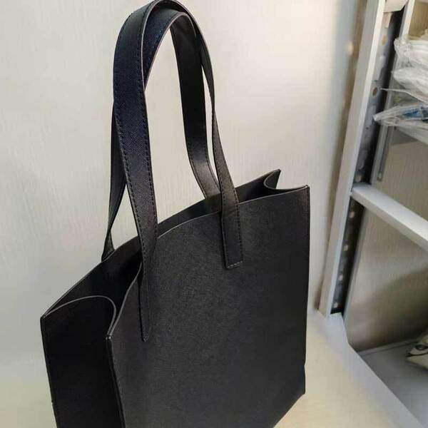 Capacious matte one-shoulder bag