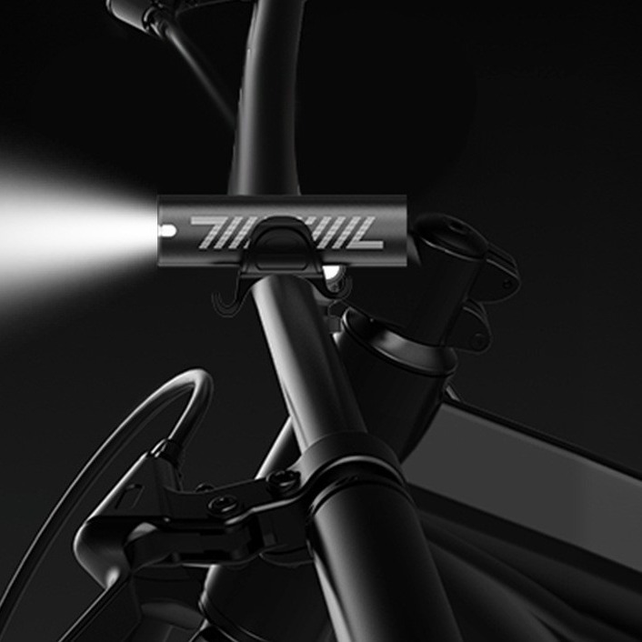 Transfronteriza nueva luz de bicicleta ciclismo luz USB de carga 700 lumen luz fuerte luz de bicicleta de montaña equipo de equitación al aire libre