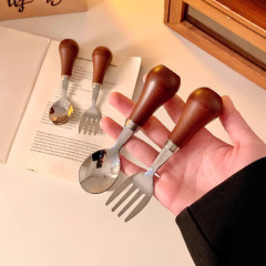 胡桃木ステンレスフォークスプーンセット食器大人子供用スープスプーンアイスクリームスイカデザートスプーン