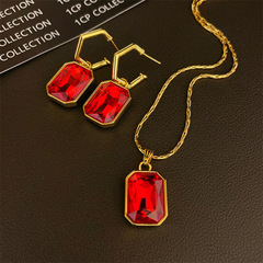 925銀針輕奢風高級感18K金紅色水晶耳環時尚套裝高質量項鍊耳飾品