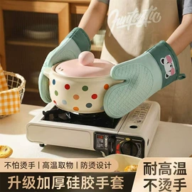 收纳盒;衣钩/挂钩;衣架