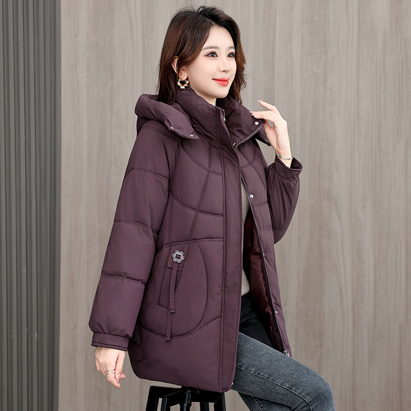 Algodón suelto de mediana edad y mayores mujeres 2025 invierno nuevo estilo coreano madres de algodón largo chaqueta de algodón de mujer image 10