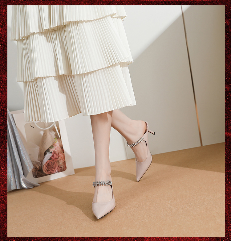 Sandalias de charol con punta puntiaguda y tacón alto de 2025, nuevas sandalias de verano con diamantes de imitación en color, tacón alto fino, punta abierta, elegantes, estilo halter, a la moda._voghion.com