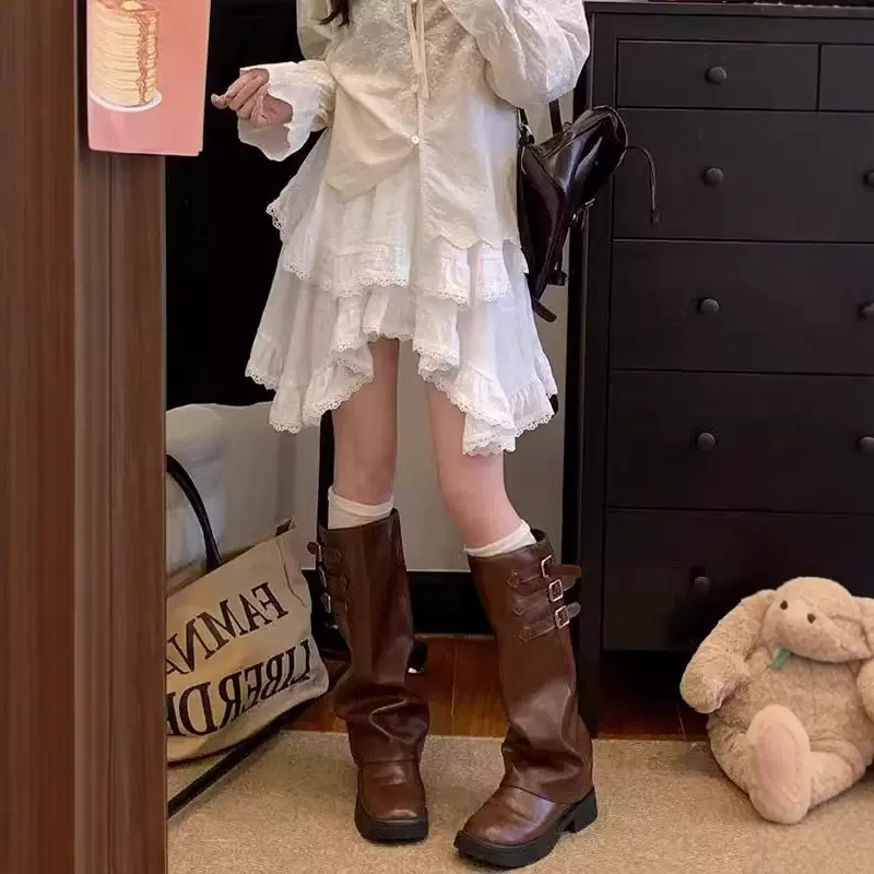 大码女装秋冬款不规则小众白色半身裙设计感拼接蕾丝花边高腰短裙