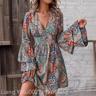 Women's floral print V-neck flared sleeve dress-阿里巴巴