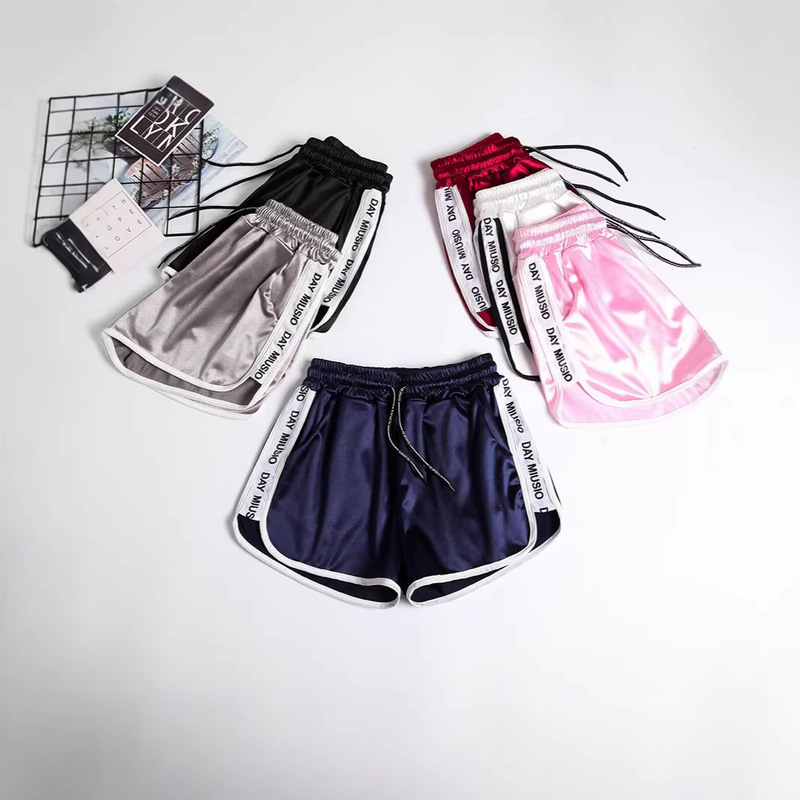 Women's Summer Sports Shorts, Korean Style, High-Waisted, Slimming, Lazy Style, Loose Fit, Plus Size, Flattering Wide-Leg Hot Pants for Outdoor Wear Women's Summer Sports Shorts, Korean Style, High-Waisted, Slimming, Lazy Style, Loose Fit, Plus Size, Flattering Wide-Leg Hot Pants for Outdoor Wear