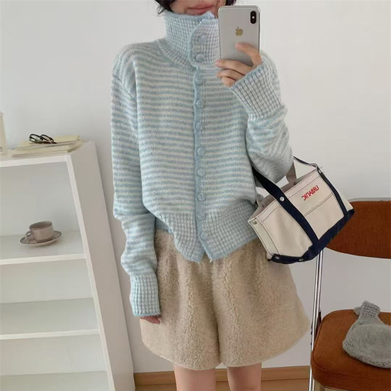 秋冬季新款韩版设计感撞色条纹翻领针织开衫复古单排扣毛衣外套女|undefined