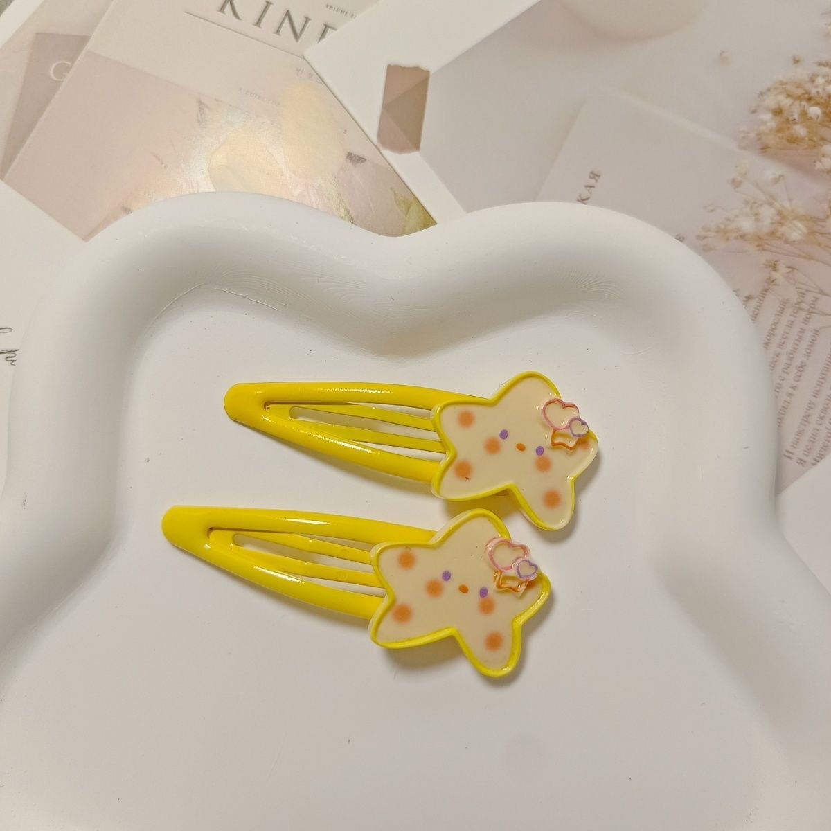 노란색 만화 별 모양 아기 머리핀 (낱개)