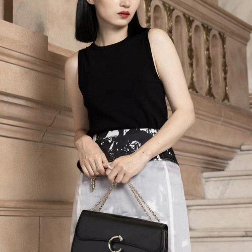 Beautiful back covering breasts, cool feeling, fashionable summer 2024 new bottoming vest, knitted inner and outer wear suspender top for women