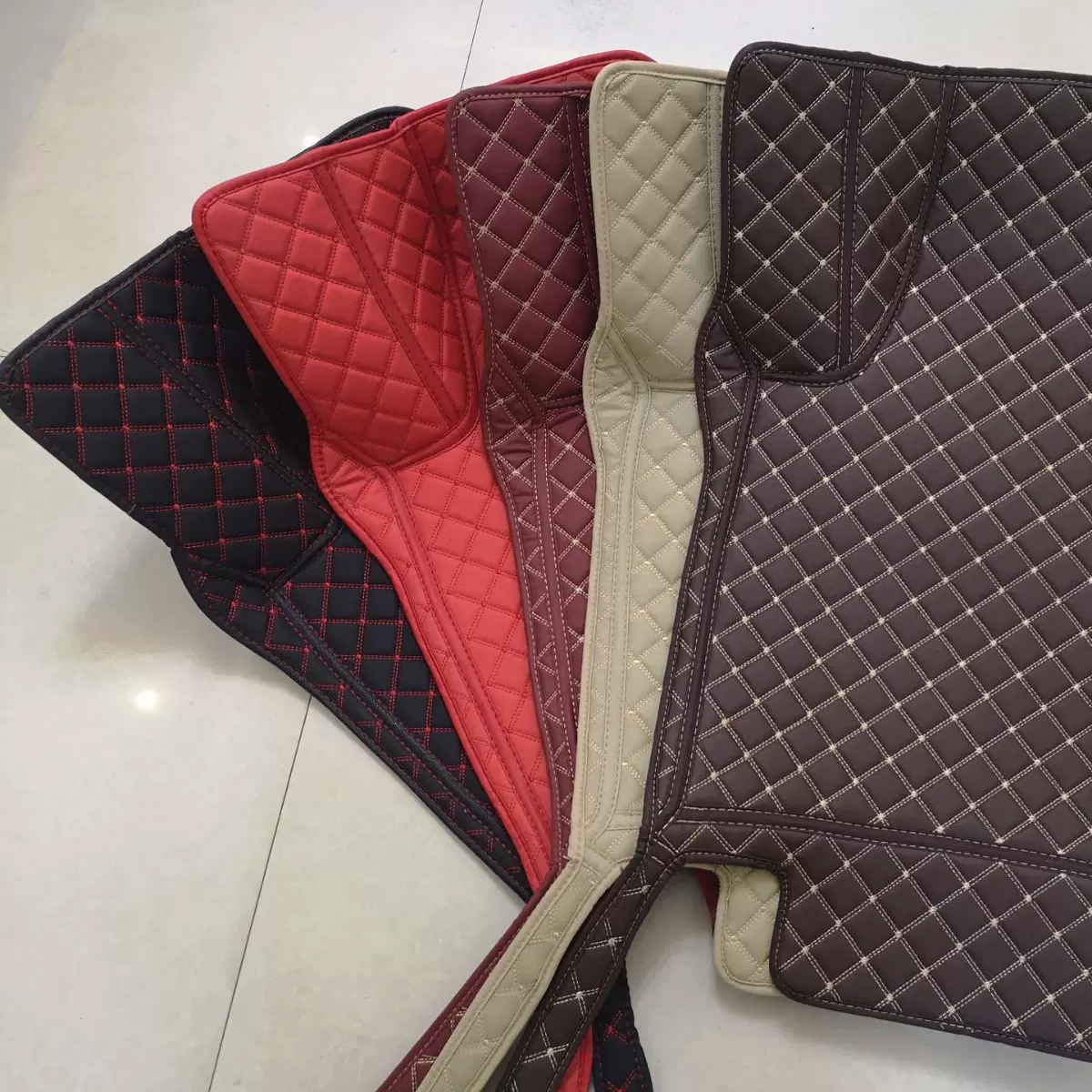 汽车脚垫厂家直销4S店集团车厂汽贸皮革跨境绗绣拼接脚垫淘宝