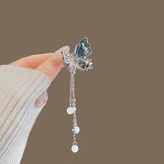 蝶流蘇古風小掴み夏の新商品の後頭部は半分に小さいサイズのサメを刺して髪を挟みます。
