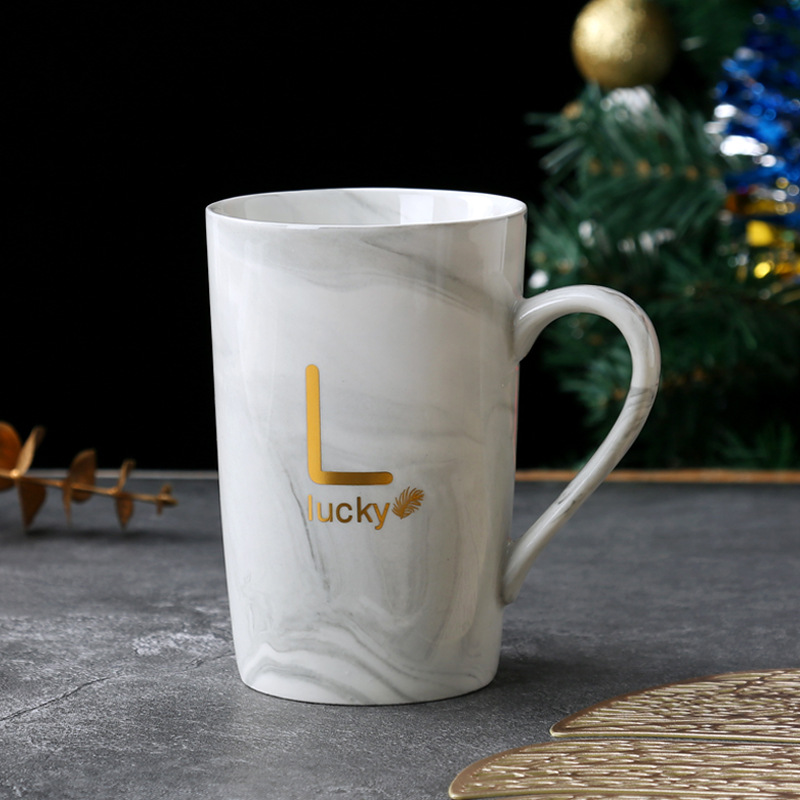 Tazas de cerámica de gran capacidad para hombres y mujeres con cubierta simple taza de café de leche de pareja de estudiantes taza de menú