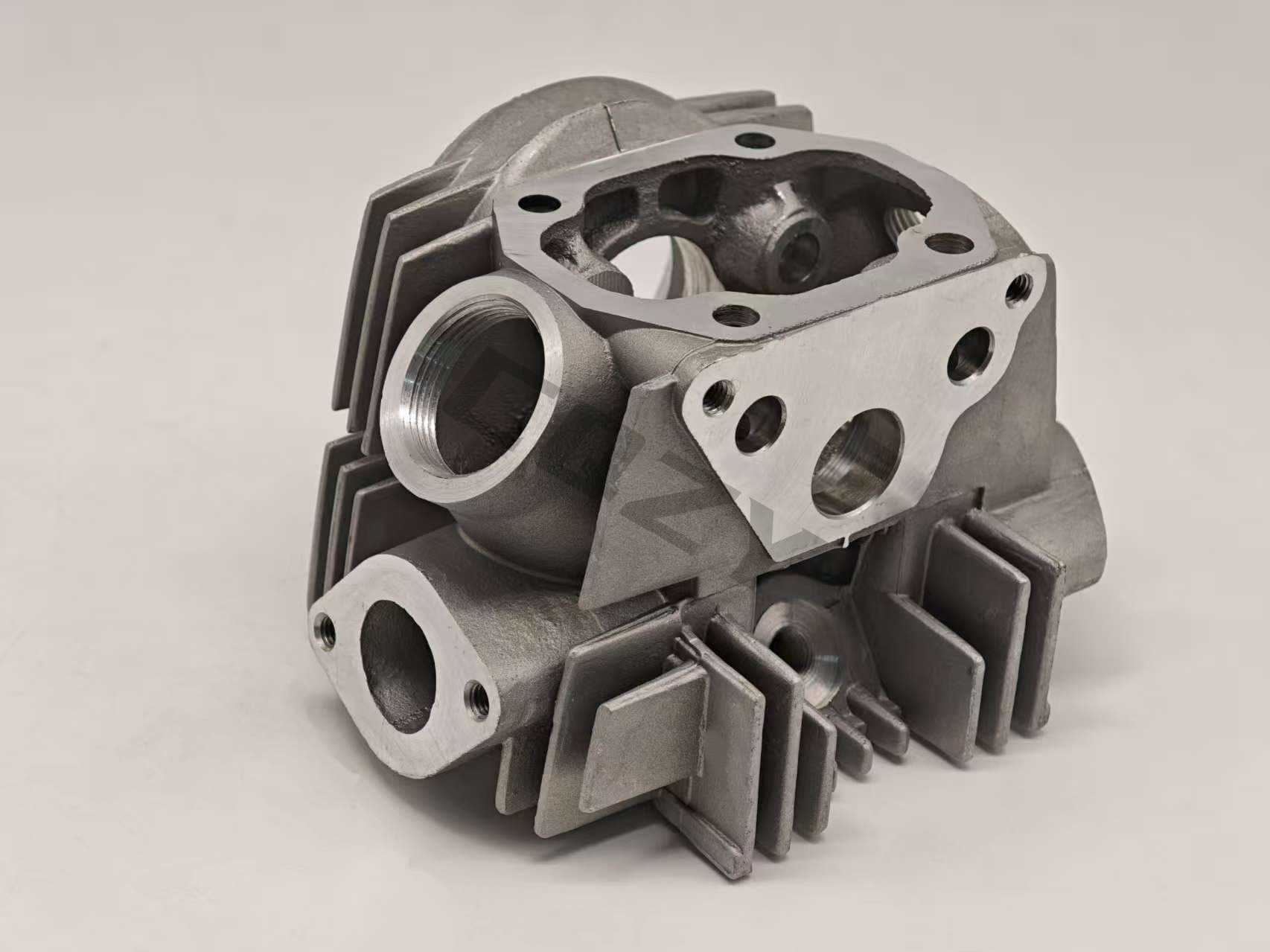 Motorcycle Parts Engine Cylinder Head Suitable for Honda Wave100 Single-Cylinder Head Underframe Motorcycle Cylinder Block Generator