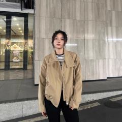 卡其色短款工装外套女秋季2025年新款韩系立领棒球服宽松夹克上衣