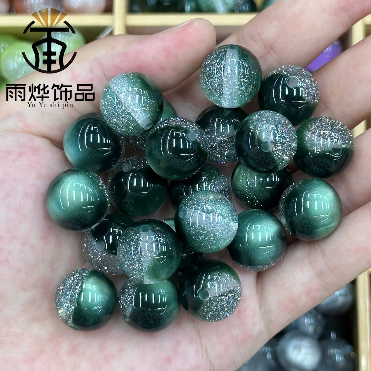 A$W}BTL_E}C7QVOU0{124~L_tmb.jp