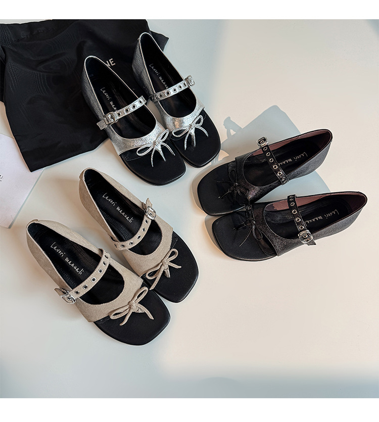 Sandal xỏ ngón đế bệt thiết kế độc đáo nơ bướm quai ngang La Mã — màu đen, màu mơ, bạc chi tiết 24