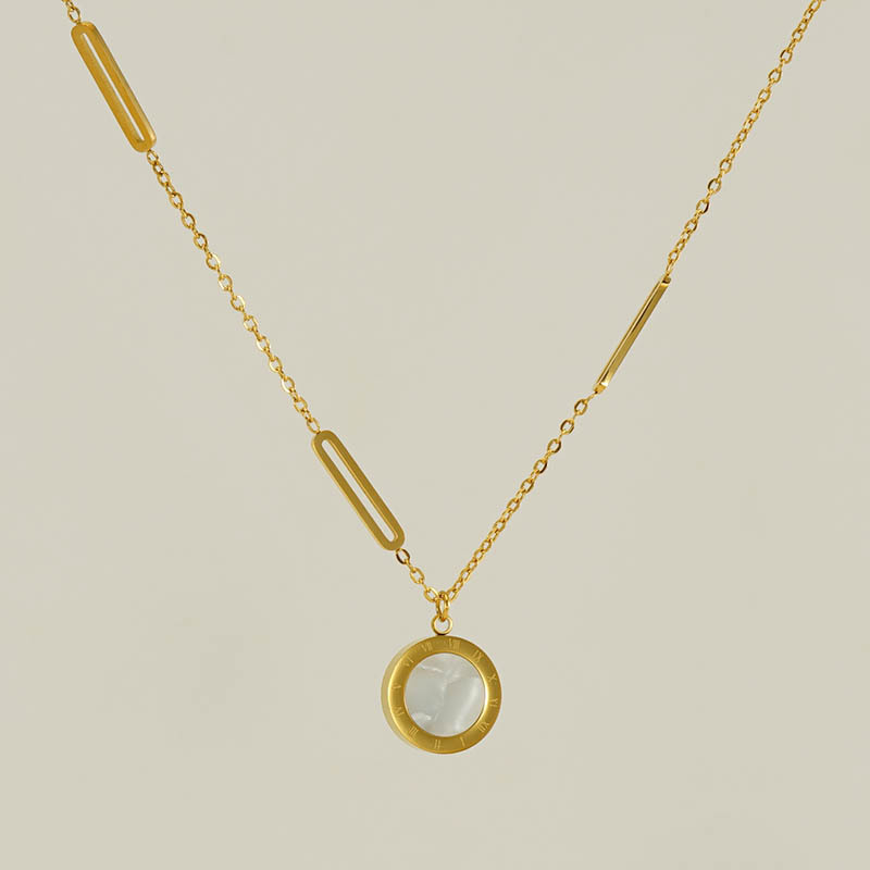 Collar con letra asimétrica mujer acero inoxidable personalizado_voghion.com