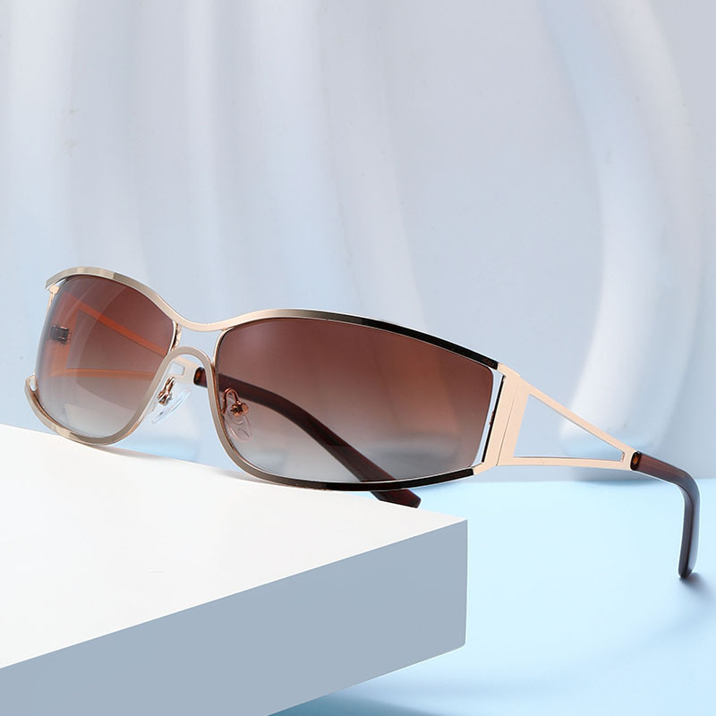 Tech-inspired Sport Sunglasses For Men With Hollow Design_voghion.com