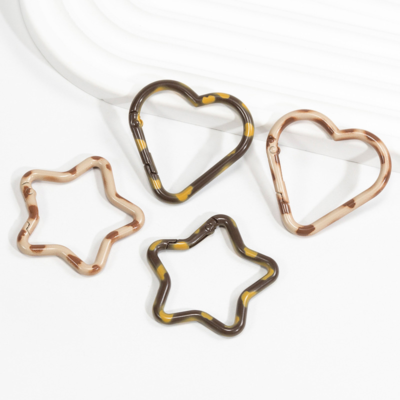 Leopard Print Spring Clip, Five-Pointed Star Spring Hook, Heart-Shaped Hook, Backpack Hook, Bead Keychain Accessories Wholesale Leopard Print Spring Clip, Five-Pointed Star Spring Hook, Heart-Shaped Hook, Backpack Hook, Bead Keychain Accessories Wholesale