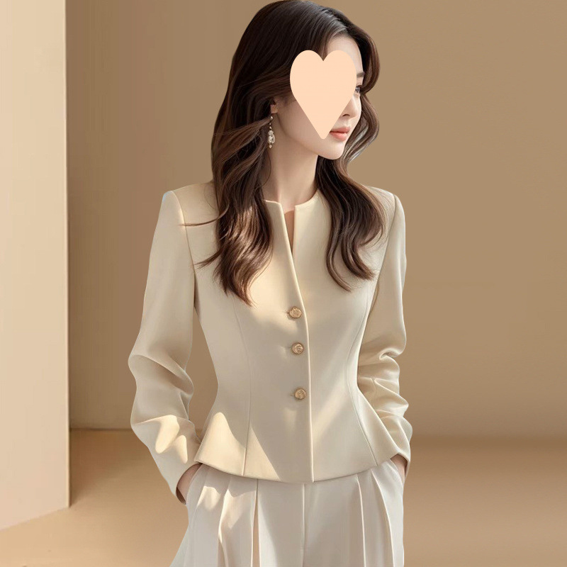 小香风短款百搭显瘦小外套女2025春秋轻奢高级感收腰独特别致上衣|undefined