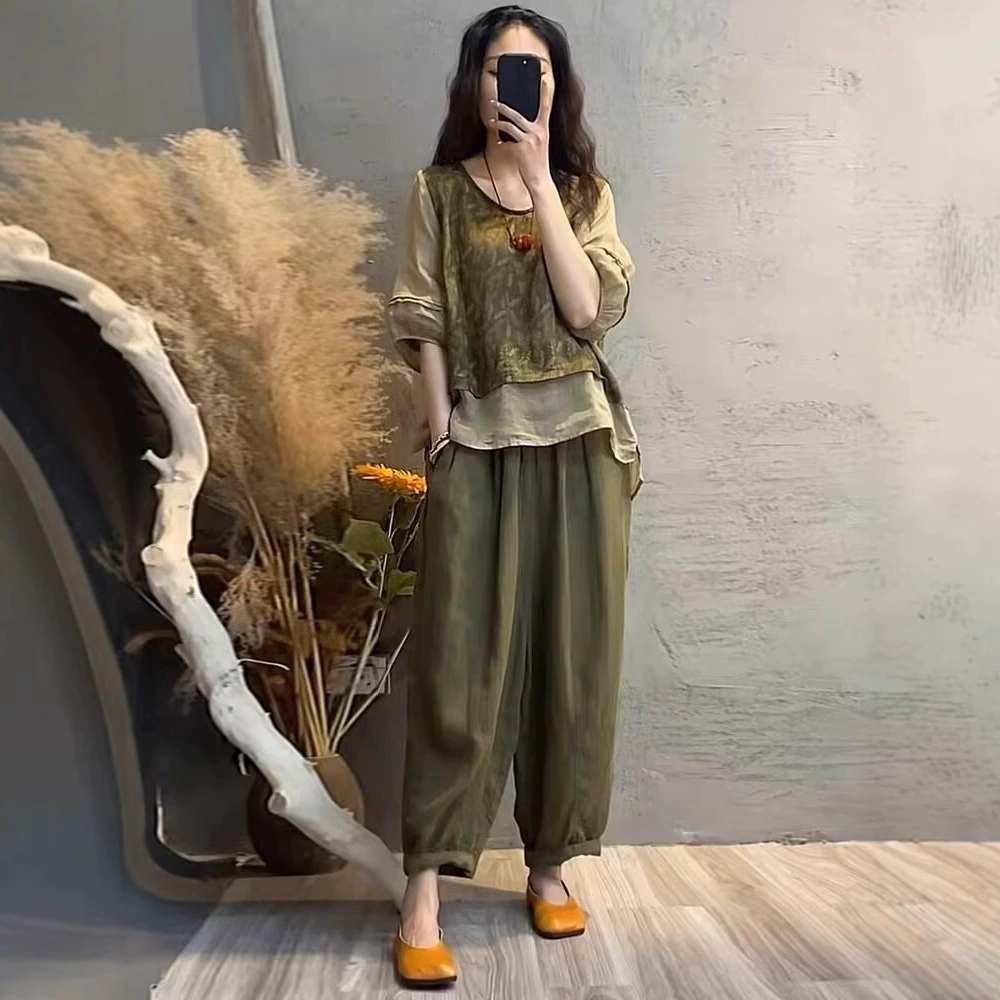 Модный костюм женский 2025 начало осени новый поддельный двухблузный топ свободный повседневный девятиоченый галанк-тонкий набор из двух частей