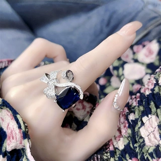 欧美蝴蝶结桑蓝女式戒指百搭仿蓝宝石个性微镶锆石公主重工潮戒指